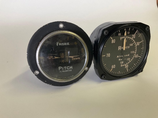 (LOT) FRISBIE PITCH INDICATOR & N.O.S. RANCO GLIDER KNOT INDICATOR