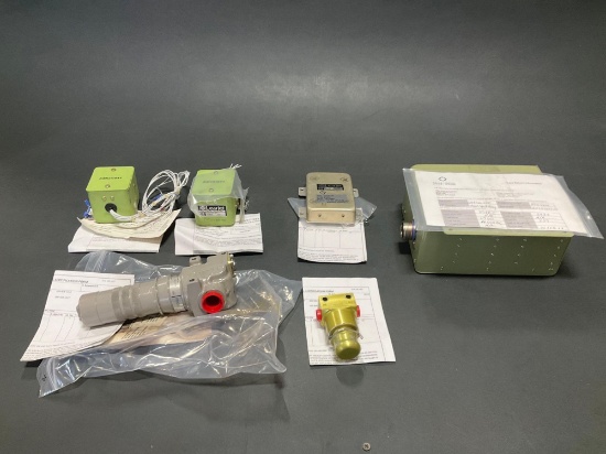 (LOT) LEAR 60 HYDRAULIC FILTERS, HYD CONTROL UNITS 6081502-801, PARKING BRAKE PANEL 261848 ALL