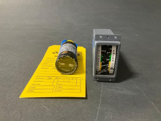 (2) LEARJET INDICATORS 6608401-14 (DAMAGED GLASS) & 6608217-11 (A/R)