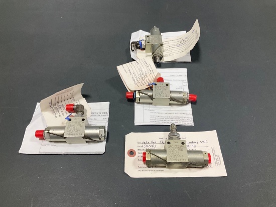 LEAR 60 HYDRAULIC SHUTTLE VALVES 2SV0413 (ALL REMOVED FROM SAME TEARDOWN AIRCRAFT)