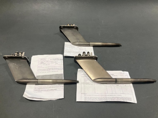 LEAR 60 PITOT TUBES 856KR8 & 856KR7 (INSPECTED OR A/R FROM SAME TEARDOWN AIRCRAFT)