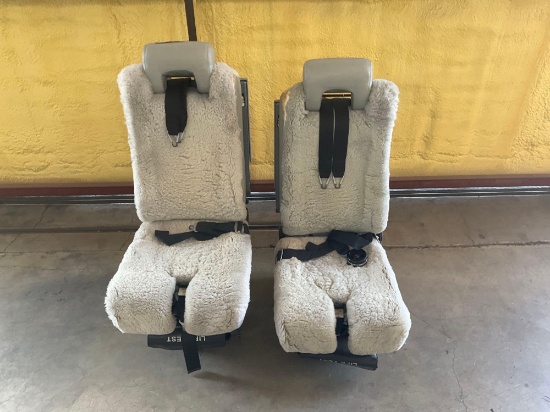 LEAR 60 PILOT & CO-PILOT SEATS 6603000-001 & -002 (BOTH REMOVED FROM SAME TEARDOWN AIRCRAFT)