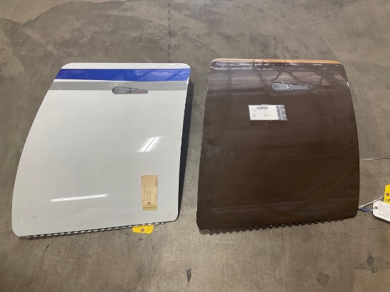 LEAR 60 TAIL CONE BAGGAGE DOORS (REMOVED FROM TEARDOWN AIRCRAFT WITH TIMES & CYCLES ON CERTS)