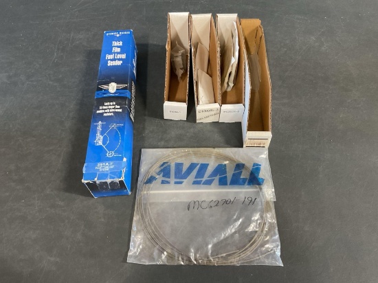(LOT) FUEL SENDING UNIT & NEW CESSNA EXPENDABLES