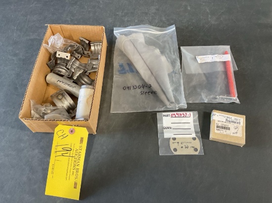 NEW CESSNA 150/172 EXHAUST CLAMPS, ARM 0550180-16, AXLE SHIM 0541157-1, ROD END 897422-2 & STEERING
