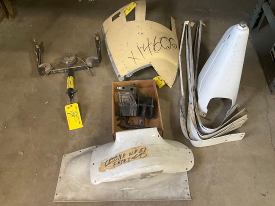 (LOT) CESSNA 185 CONTROL COLUMN & MISC INVENTORY