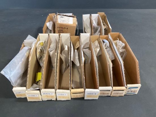 BOXES OF NEW CESSNA 200 SERIES INVENTORY 1232143-1, 1250878-1, 1523219-2, 2654018-27, 2210015-1,