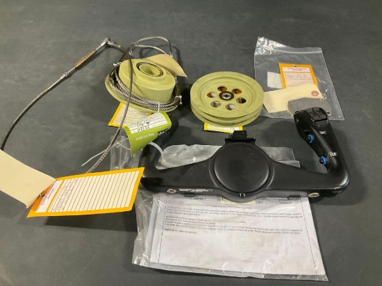 (LOT) CONTROL YOKE & FALCON 900 INVENTORY