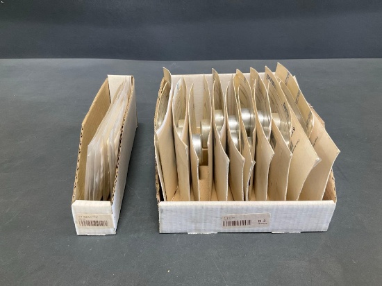 (LOT) NEW BEECHCRAFT MAIN GEAR SHIMS 50-820277-7 & PLUGS 1-15/16