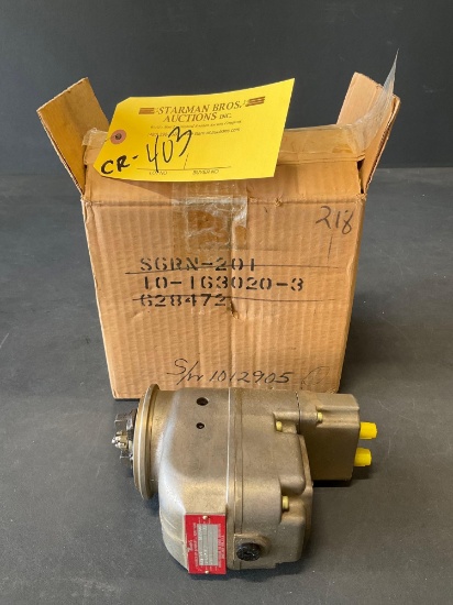 Bendix 6 Cylinder Magneto 10-163020-3 (Appears New/Repaired)