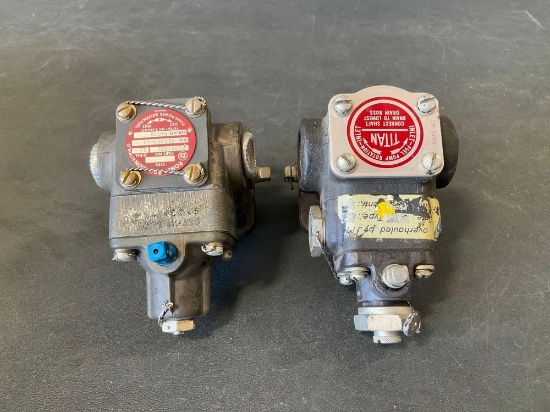 Beechcraft Engine Driven Fuel Pumps 50-389141-3 & 50-921560 (Both Turn Freely)