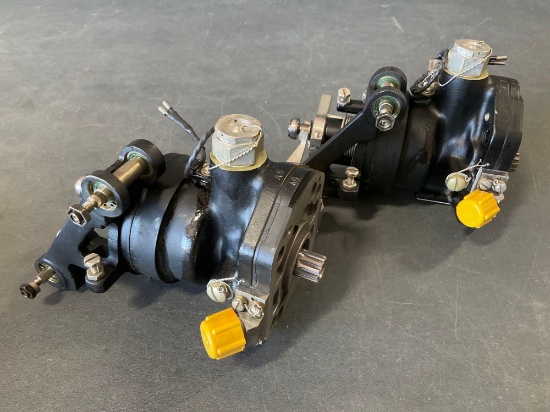 Woodward Beechcraft Prop Governors 50-389077-7