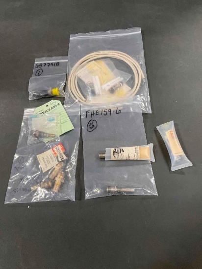(Lot) Ignitor Plugs & Garrett Lead Kit