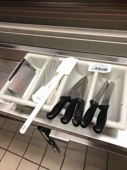 Lot of miscellaneous knives, spatulas, wisk, dough cutters as in photos