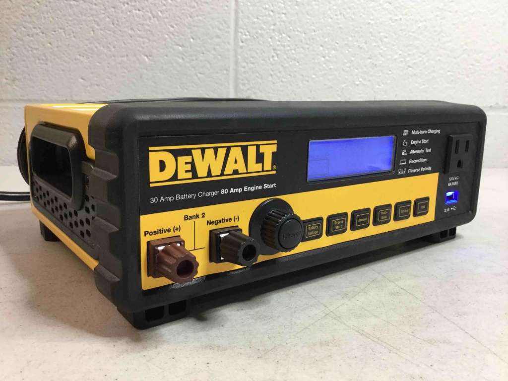 DEWALT DXAEC80 30 Amp Bench Battery Charger with 80 Amp Engine Start and 2  Amp Maintainer | Industrial Machinery & Equipment General Merchandise |  Online Auctions | Proxibid