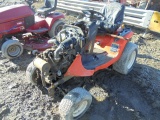 Kubota GR2000 Lawn Tractor, Diesel, 4x4, Hydro, Not Running Hole In Block,