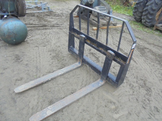 Tomahawk 42" SSL Pallet Forks