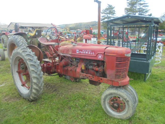 Farmall H w/ Excellent 11.2-38 Tires, Fenders, Runs Good, R&D