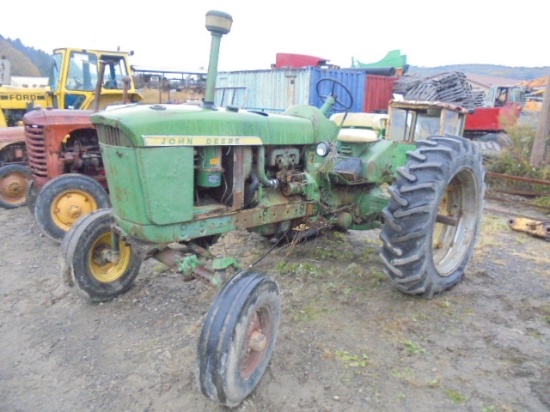 John Deere 3010 Gas, Wide Front, Good 15.5-38 Tire, Not Running, AS-IS