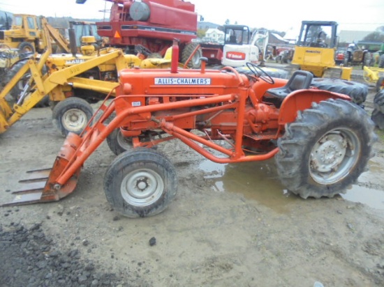Allis Chalmers D14 w/ Loader, 3pt, Like New Firestone 14.9-26 Tires, Runs