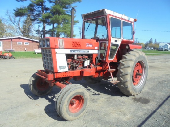 Large Farm & Construction Equipment Auction