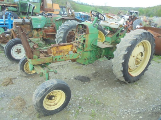 John Deere 2010 Parts Tractor, AS-IS