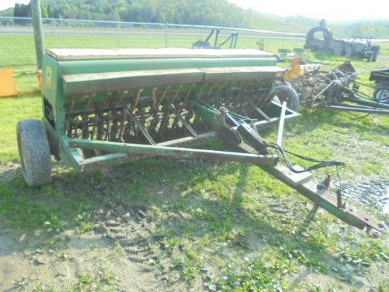 John Deere 8250 Grain Drill w/ Grass Seed, Single Disc, 18 Run