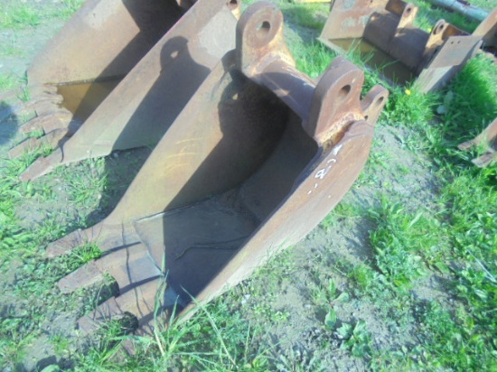 Case 18" Backhoe Bucket