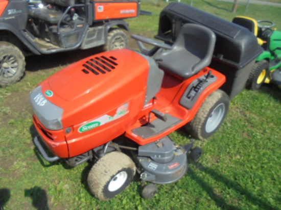Scotts 46" Riding Mower, 260 Hours, 46"