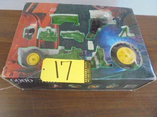 John Deere 7800 Model Kit In Box