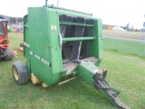 John Deere 375 Round Baler, Needs Belts But Decent Looking Old Baler