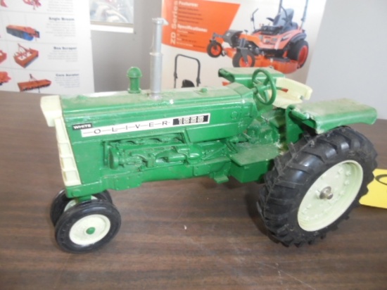 Oliver 1555 Narrow Front Toy