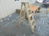 Wooden 5' Ladder