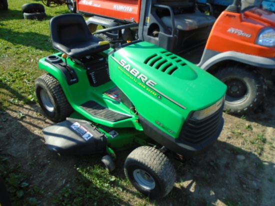 Sabre 42" Riding Mower, 15.5 Hp, Hydro, Runs & Mows