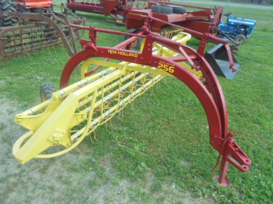 New Holland 256 Rake, Reconditioned w/ New Teeth