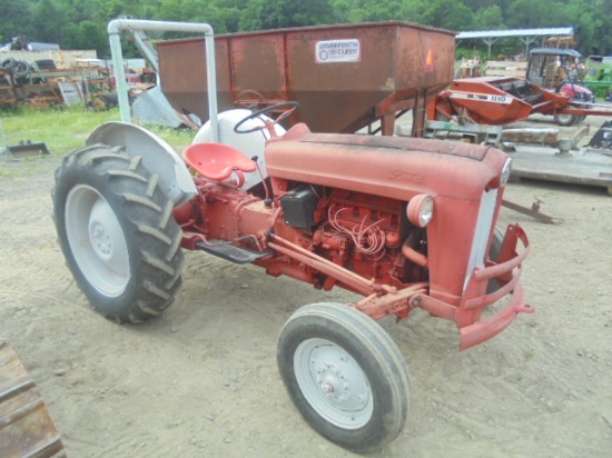 Ford 640, 2948 Hours, Gas, 12.4-38 Tires, Runs
