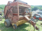 New Holland 851 Round Baler