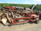 Hesston 7140 Chopper w/ 2 Row Corn & Hay Head