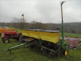 John Deere 7000 6 Row Narrow Conservation No-Til Corn Planter, Row Markers,