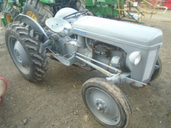 Ferguson TO20 Antique Tractor, S/N 54186, 3pt, Pto, Runs Great, From Local