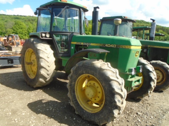 John Deere 4040S MFWD, Cab w/ Heat & AC, Quad Range, Factory Toplink, Dual