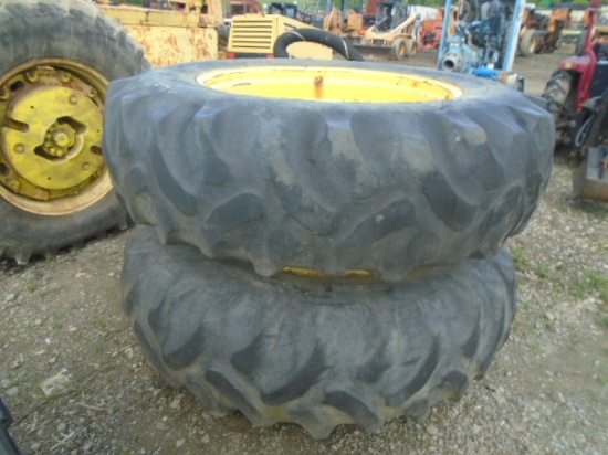 18.4-38 Snap On Duals, 4 Pieces Of Hardware