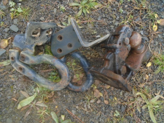 Pintle Hitch & Bumper Hooks