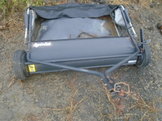 Agri Fab Lawn Sweeper