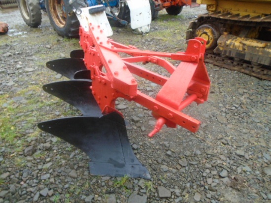 Red 3x 3pt Plow