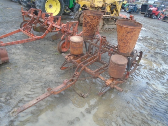 Allis Chalmers 2 Row Corn Planter