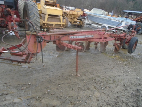Massey Ferguson 880 4x Plow w/ Coulters