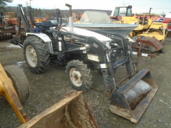 Bulldog 1035 4wd Tractor w/ Koyker 160 Loader & Like New Backhoe Attachment
