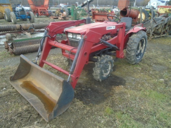 Yanmar YM276D 4wd Tractor w/ Loader, 948 Hours, Powershift Shuttle Transmis