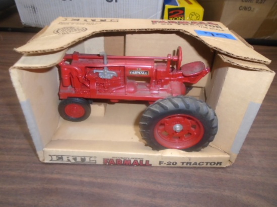 Farmall F20 Toy
